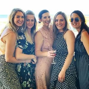 Meet your Posher, Debra